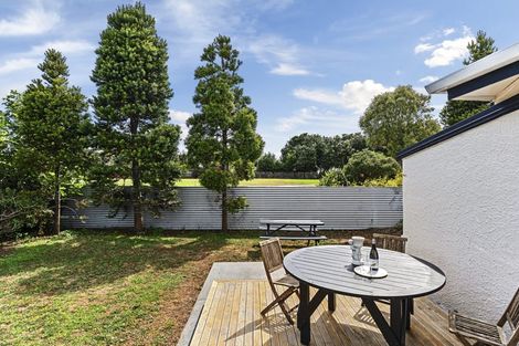 Photo of property in 21 Gisborne Terrace, Opunake, 4616