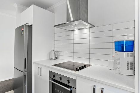 Photo of property in 17 Perla Road, Pukekohe, 2120