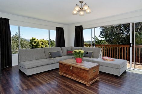 Photo of property in 6 Zita Maria Drive, Massey, Auckland, 0614