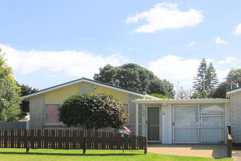 Photo of property in 27 Seaspray Drive, Mount Maunganui, 3116