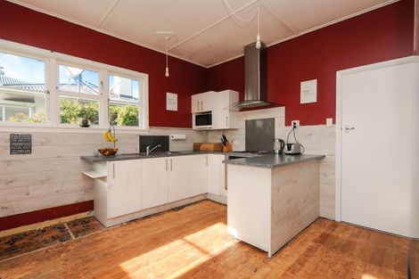 Photo of property in 6 Toi Street, Tawhero, Whanganui, 4501