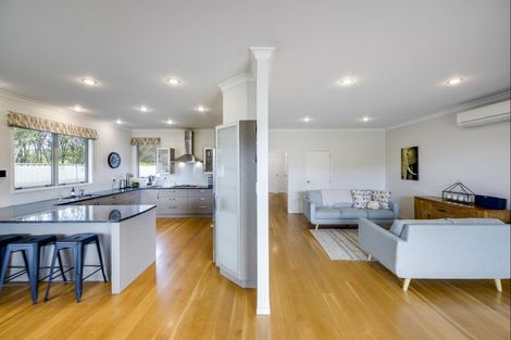 Photo of property in 154b Avondale Road, Greenmeadows, Napier, 4112