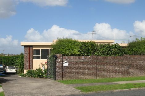 Photo of property in 20 Luton Avenue, Sunnyhills, Auckland, 2010