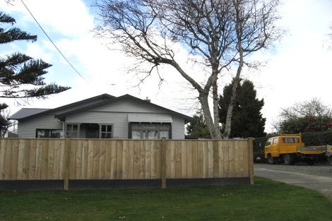 Photo of property in 98 Fairfield Road, Levin, 5510