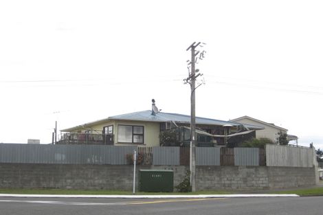 Photo of property in 54 Mosston Road, Castlecliff, Whanganui, 4501