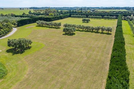 Photo of property in 134 Te Waka Road, Te Horo, Otaki, 5581