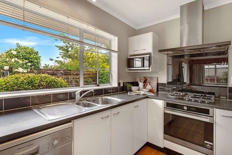 Photo of property in 3 Hampton Place, Springvale, Whanganui, 4501