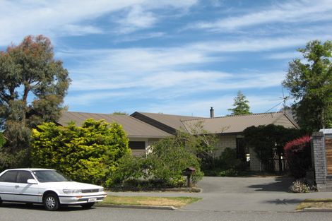 Photo of property in 172 Royal Park Drive, Parklands, Christchurch, 8083