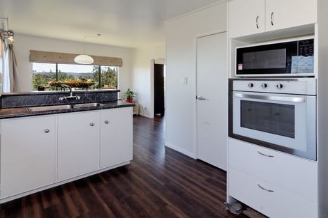 Photo of property in 6 Zita Maria Drive, Massey, Auckland, 0614