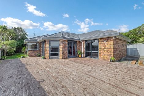 Photo of property in 75 Kentwood Drive, Woodridge, Wellington, 6037