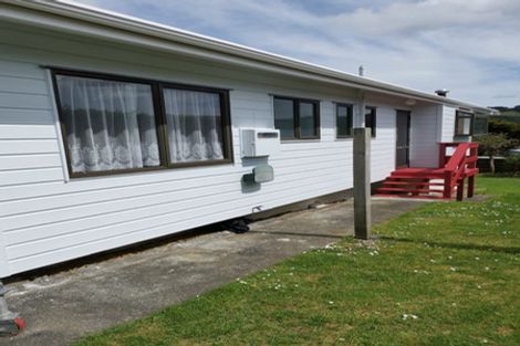 Photo of property in 305 Maungaraki Road, Maungaraki, Lower Hutt, 5010