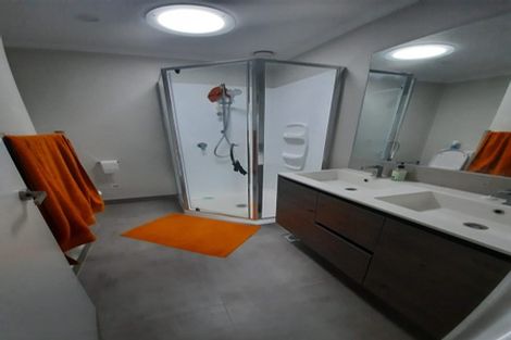 Photo of property in 46 Hobsonville Point Road, Hobsonville, Auckland, 0616