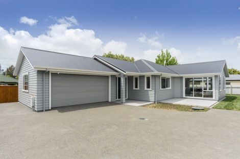 Photo of property in 16 West Place, Greenmeadows, Napier, 4112
