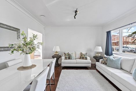 Photo of property in 2/33 Havelock Avenue, Forrest Hill, Auckland, 0620