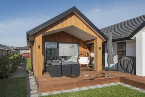 Photo of property in 18 Augusta Rise, Omokoroa, 3114