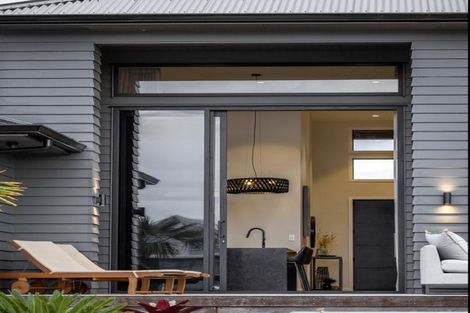 Photo of property in 13 Awatea Drive, Whitianga, 3510