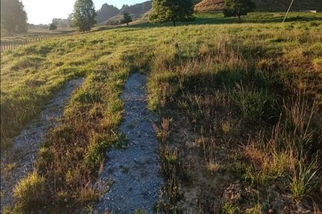 Photo of property in 1839 Tiniroto Road, Waerengaokuri, Manutuke, 4072