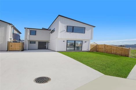 Photo of property in 8 Combat Street, Papakura, 2110