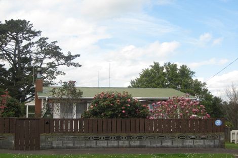Photo of property in 40 Woodleigh Street, Frankleigh Park, New Plymouth, 4310