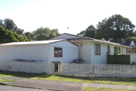 Photo of property in 8 Redwing Street, Browns Bay, Auckland, 0630