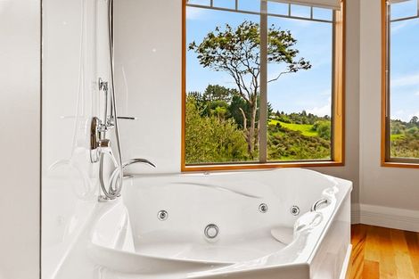 Photo of property in 251 Whitehills Road, Waitoki, 0994