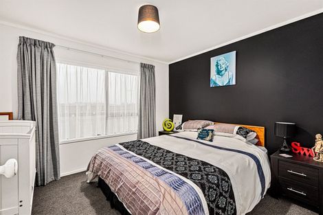 Photo of property in 31 White Heron Drive, Massey, Auckland, 0614