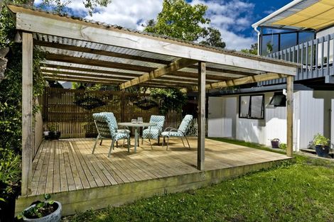 Photo of property in 50 Waiau Street, Torbay, Auckland, 0630