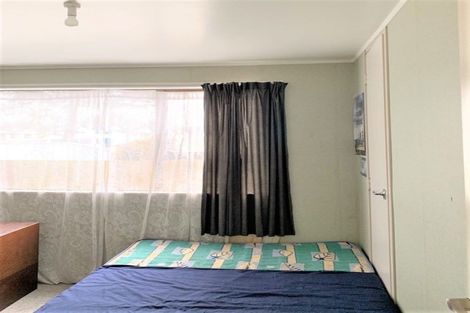 Photo of property in 27 Kamahi Avenue, Hawera, 4610