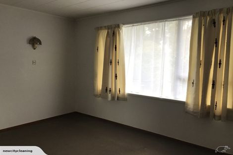 Photo of property in 1/24 Medina Place, Half Moon Bay, Auckland, 2012