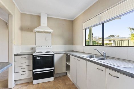Photo of property in 2/9 Edmund Hillary Avenue, Papakura, 2110