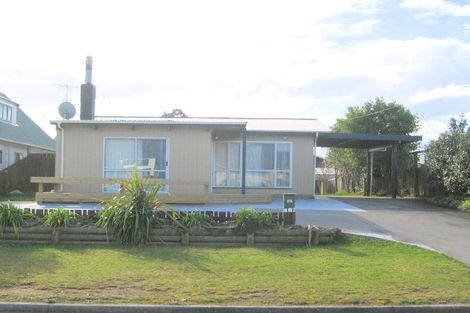 Photo of property in 213 Linton Crescent, Whangamata, 3620