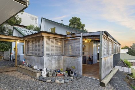 Photo of property in 28 Osprey Drive, Welcome Bay, Tauranga, 3112