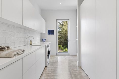 Photo of property in Dublin Street, Martinborough, 5711