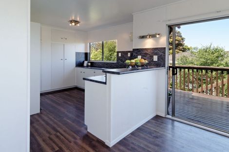 Photo of property in 6 Zita Maria Drive, Massey, Auckland, 0614