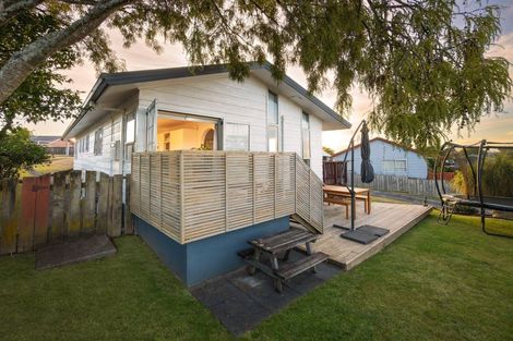 Photo of property in 10 Millar Place, Nawton, Hamilton, 3200