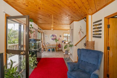 Photo of property in 15a Centennial Drive, Whitianga, 3510