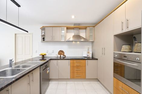 Photo of property in 77g Sturges Road, Henderson, Auckland, 0612