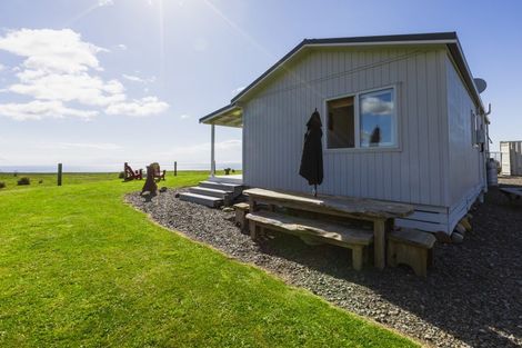 Photo of property in 23 Netherton Road, Omakere, 4271