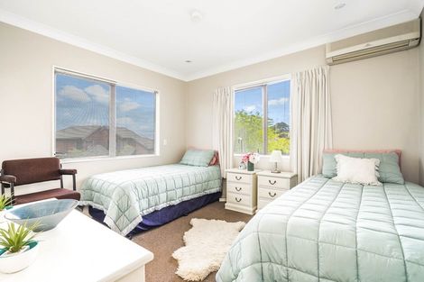 Photo of property in 11 Sunset Close, Western Heights, Hamilton, 3200