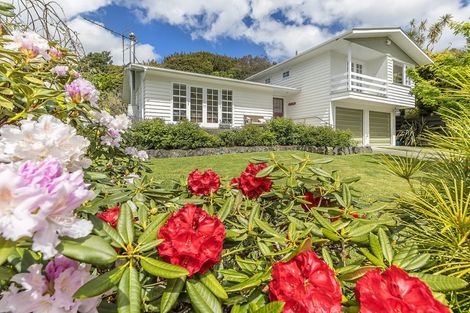 Photo of property in 20 Balliol Drive, Tawa, Wellington, 5028