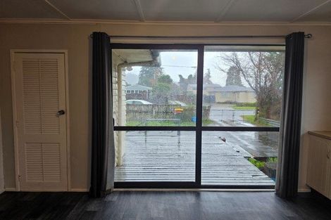 Photo of property in 40 Fairview Road, Western Heights, Rotorua, 3015