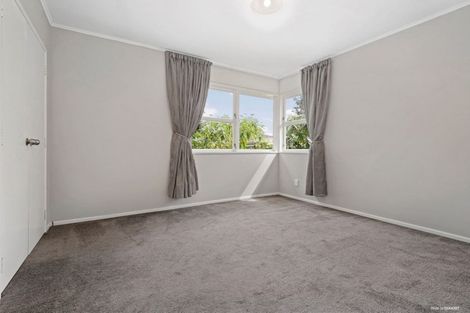 Photo of property in 4 Rainbow Place, Wattle Downs, Auckland, 2103