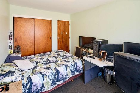 Photo of property in 4/171 Queens Drive, Lyall Bay, Wellington, 6022