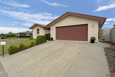 Photo of property in 38 Oak Crescent, Ashhurst, 4810