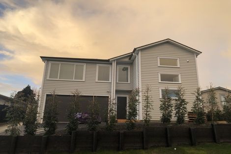 Photo of property in 25 Bevyn Street, Castor Bay, Auckland, 0620