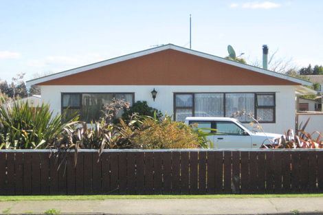Photo of property in 89 Main Street, Edgecumbe, 3120