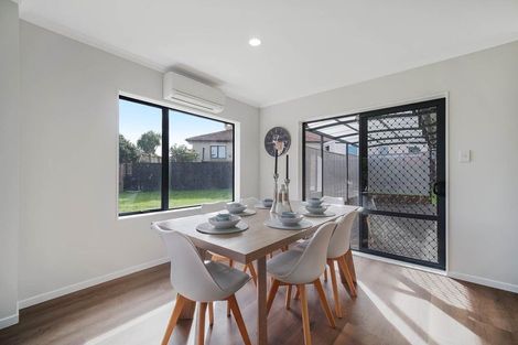 Photo of property in 323 Mahia Road, Weymouth, Auckland, 2103