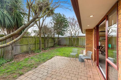 Photo of property in 1/172 Langdons Road, Northcote, Christchurch, 8052