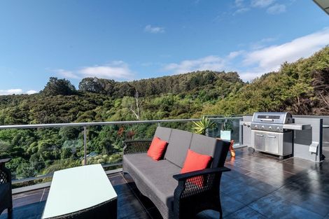 Photo of property in 2 Langlois Lane, Akaroa, 7520