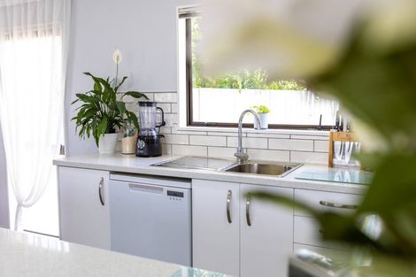 Photo of property in 17a Geddis Avenue, Maraenui, Napier, 4110